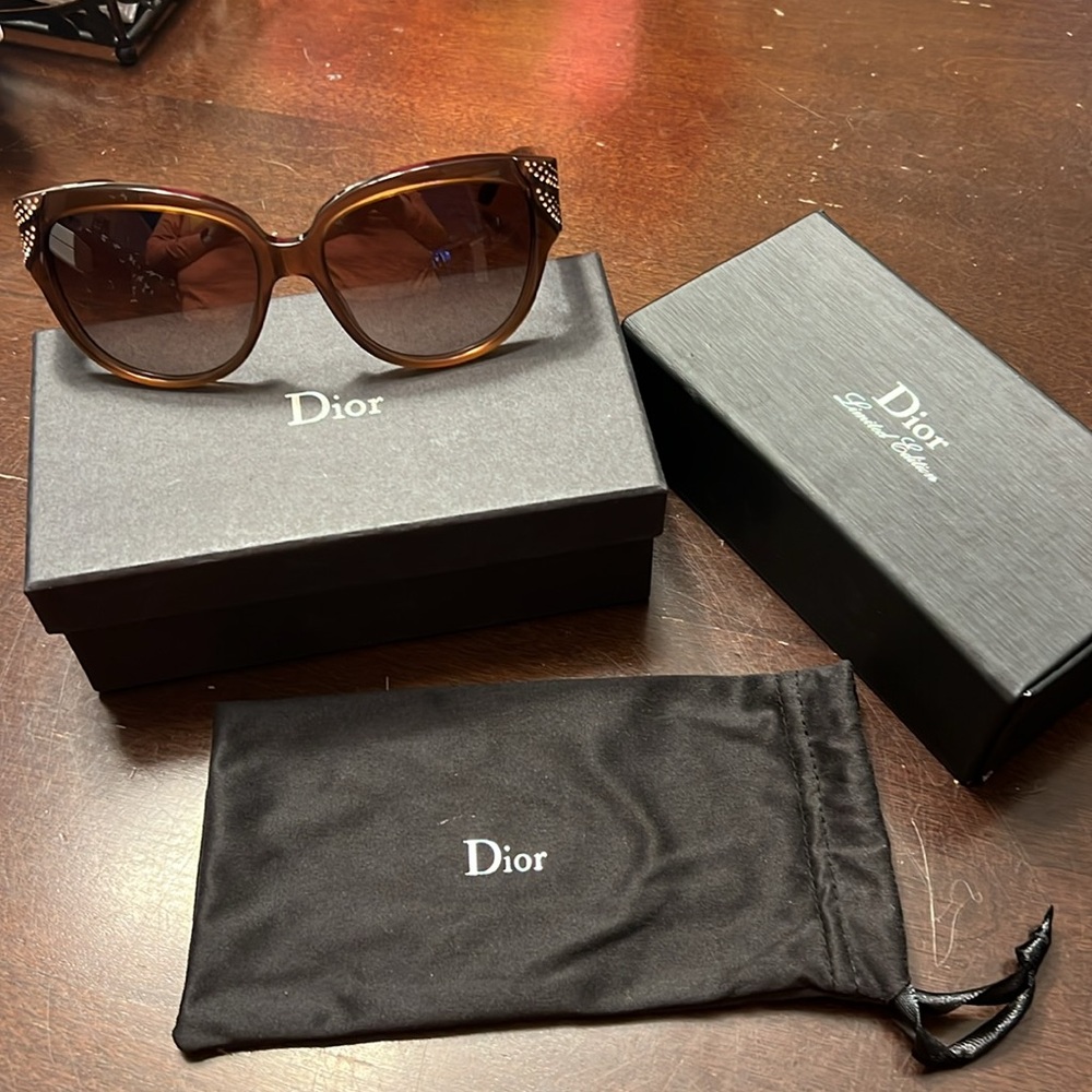 Dior Grand Bal Sunglasses - Picture 5 of 7